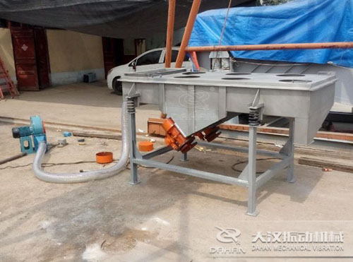 風冷式直線振動篩有什么特點<div   id=
